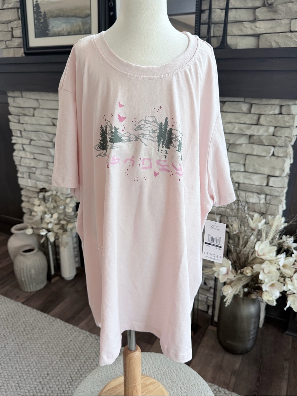 NWT Youth 3XL Pink Graphic Spyder Tee